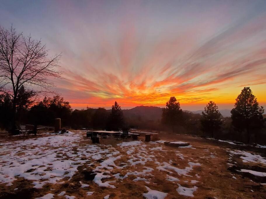 Campground At Sequoia Mountain Farms - Bring Your Own Tent Or Rv - No Bedrooms Or Beds Provided Miramonte Buitenkant foto