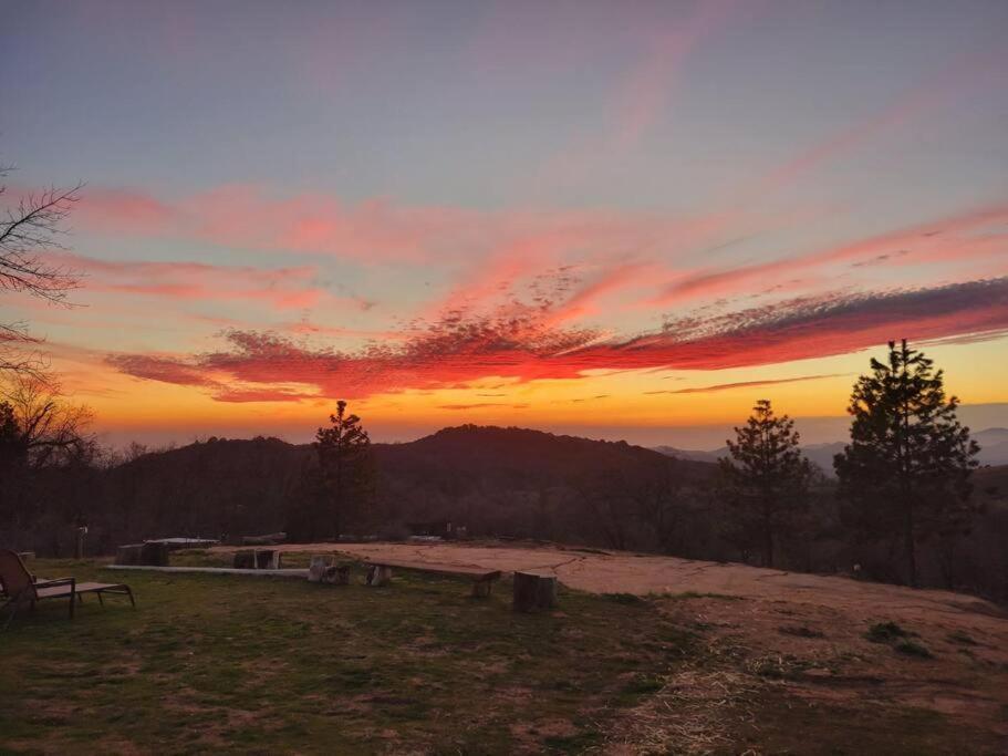 Campground At Sequoia Mountain Farms - Bring Your Own Tent Or Rv - No Bedrooms Or Beds Provided Miramonte Buitenkant foto